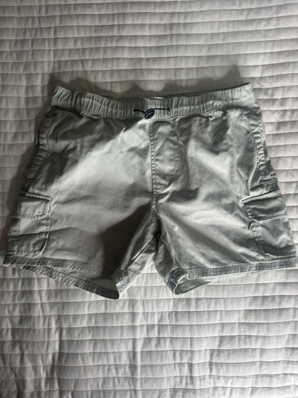 ASOS Men's Cargo Shorts in Light Gray